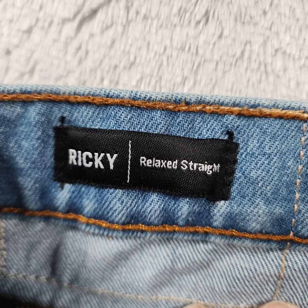 True Religion Jeans Mens 38x32 Ricky‎ Relaxed Straight Light Wash Blue Denim